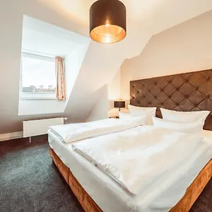  Apartment Familienapartment Am Neumarkt Lll Deutschland