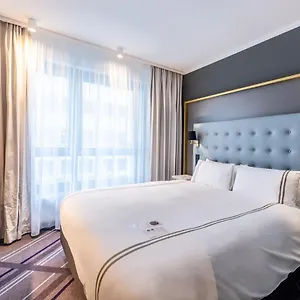 Premier Prager Strasse 3* Drezno