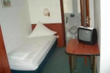 Hotel Stern Stuttgart 2*,